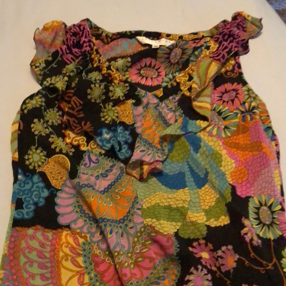 Great light weight blouse.